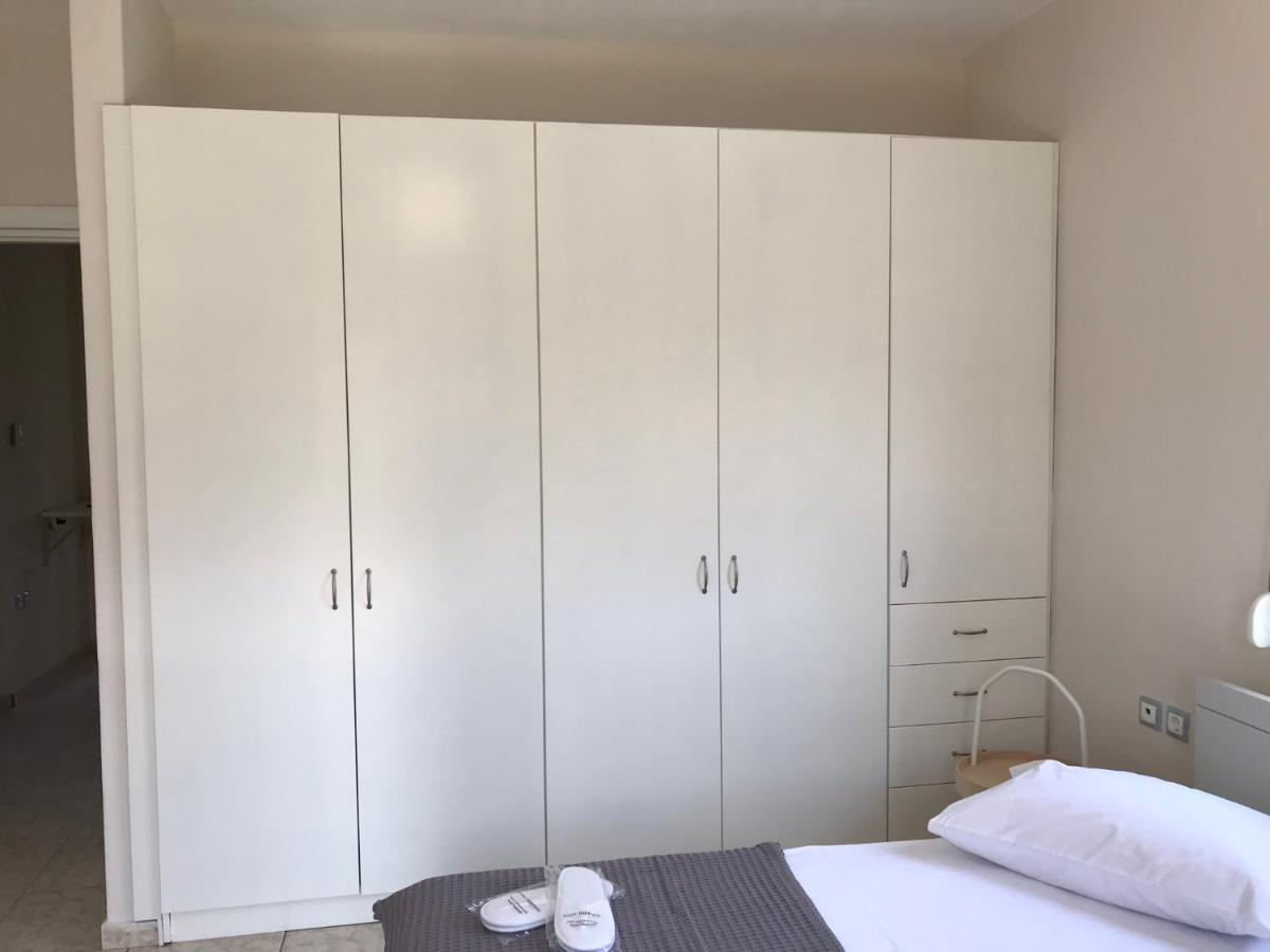 Ferienwohnung Dimeli 1 Plaka Exterior foto