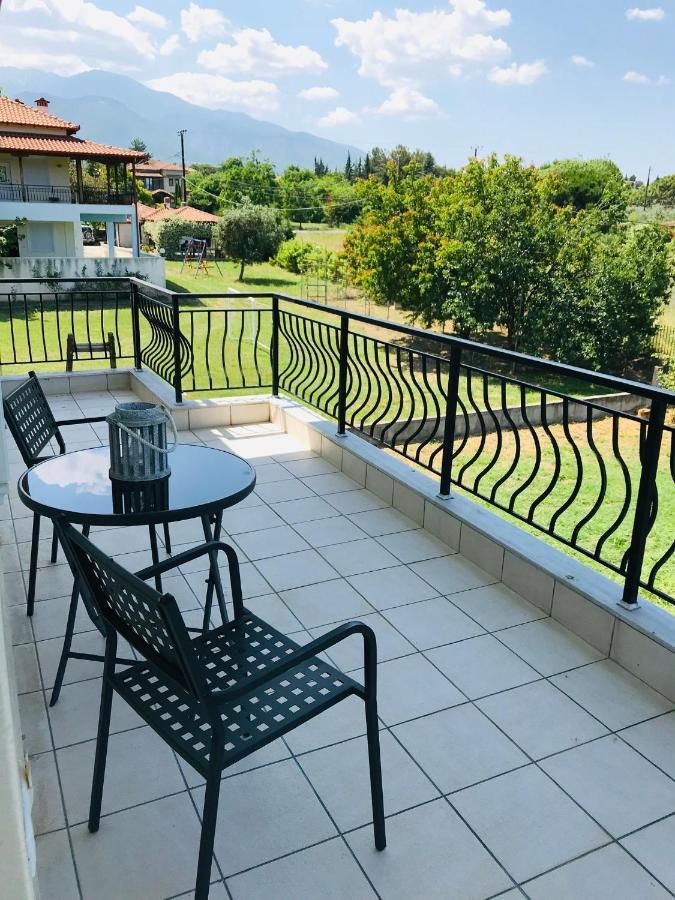 Ferienwohnung Dimeli 1 Plaka Exterior foto